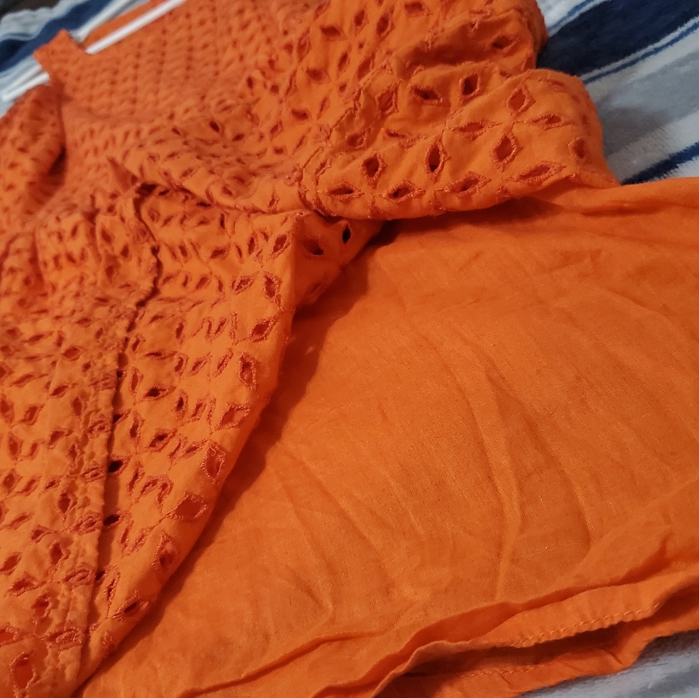 Shell Dress - Picture 3 of 6